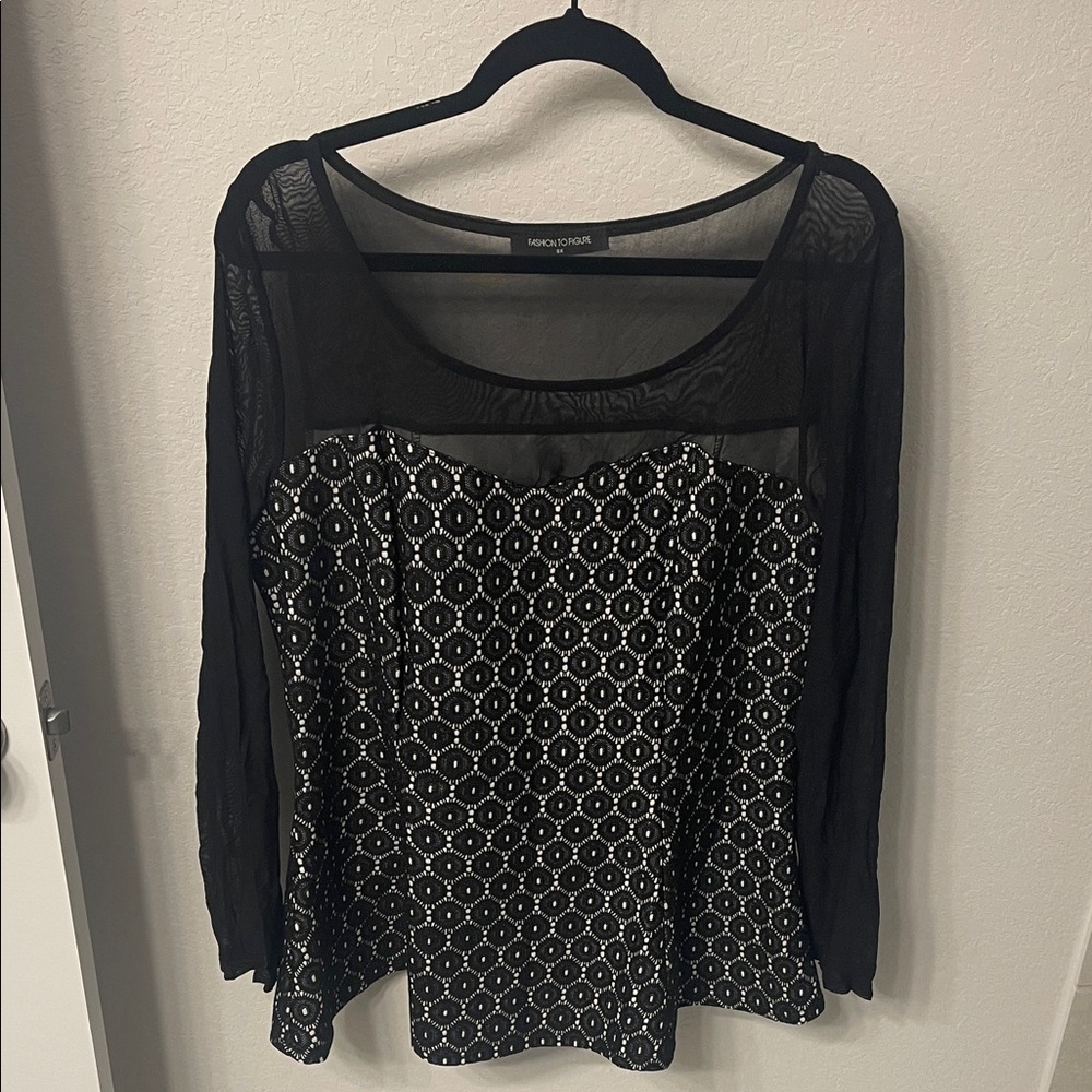 Fashion to Figure and White Geometric Patterned Peplum Top